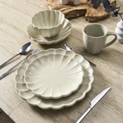 ASSIETTE CREUSE CALISTA ECRU D20CM