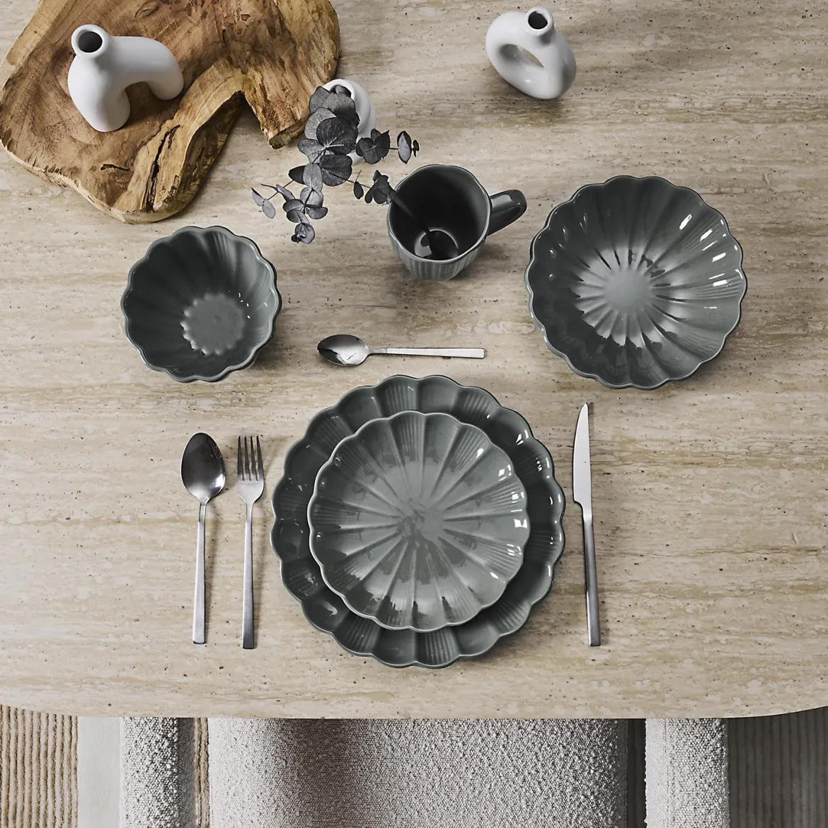 ASSIETTE DESSERT CALISTA GRIS D20CM