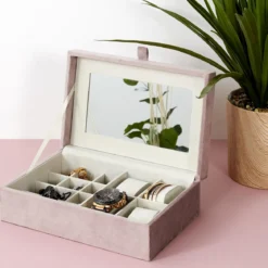 BOITE A BIJOUX ET MONTRES EN VELOURS