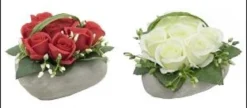 BOUTONS DE ROSES COEUR CIMENT 17X18XH12CM