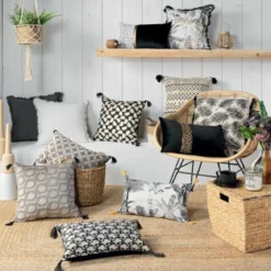 COUSSIN DEHOUS FRANGES 45X45CM COTON RECYCLE IMP ZEBRION