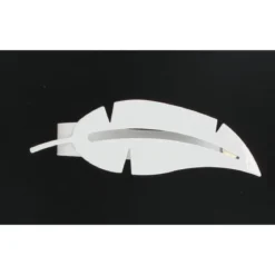 EMBRASSE METAL AIMANTEE PLUME  BLANC LAQUE