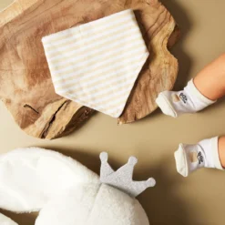 ENSEMBLE GARCON BAVOIR ET CHAUSSETTES