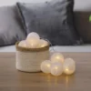 GUIRLANDE LED PILE 10 BOULES BLANC D.6CM