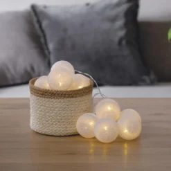 GUIRLANDE LED PILE 10 BOULES BLANC D.6CM