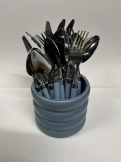 MENAGERE ELSA BLEU 24 PIECES AVEC RANGE COUVERT