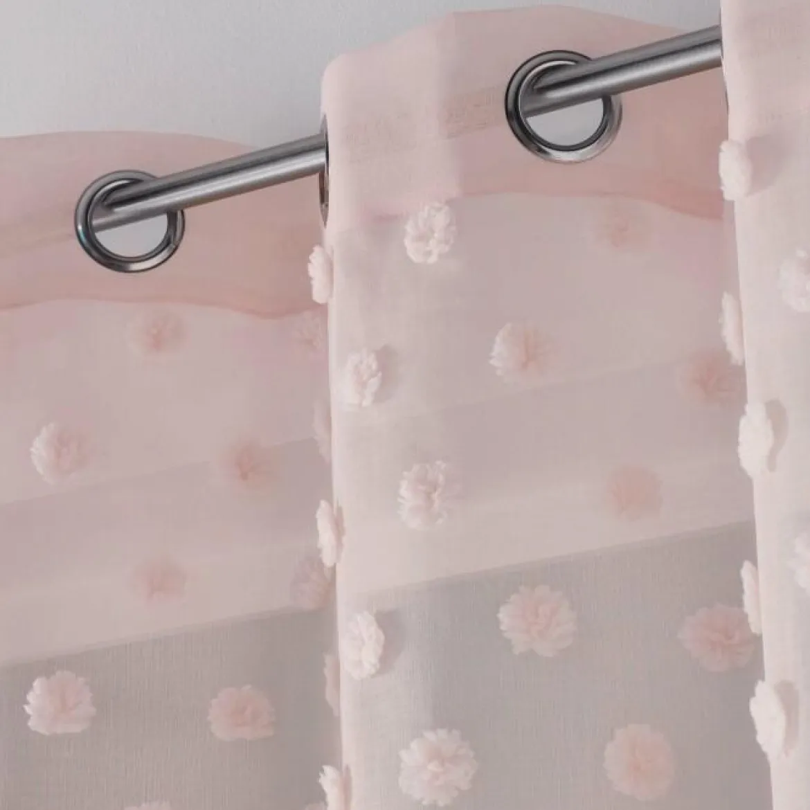 PANNEAU A OEILLETS 140X240CM TOP POMPONS MELUSINE ROSE