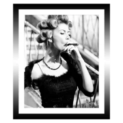 TABLEAU 25X30CM BAGUETTE NOIRE PIN UP CIGARE